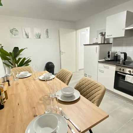 Daire Luxomes: Design - Private Parking - 4 People