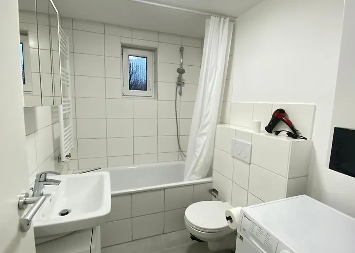 Luxomes: Design - Private Parking - 4 People *
